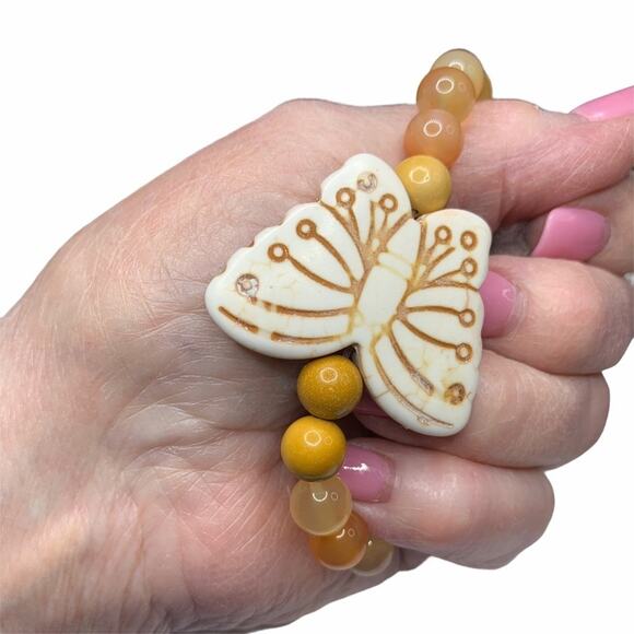 Howelite butterfky bracelet with mookanite and orange agate beads Handmade - Picture 1 of 5